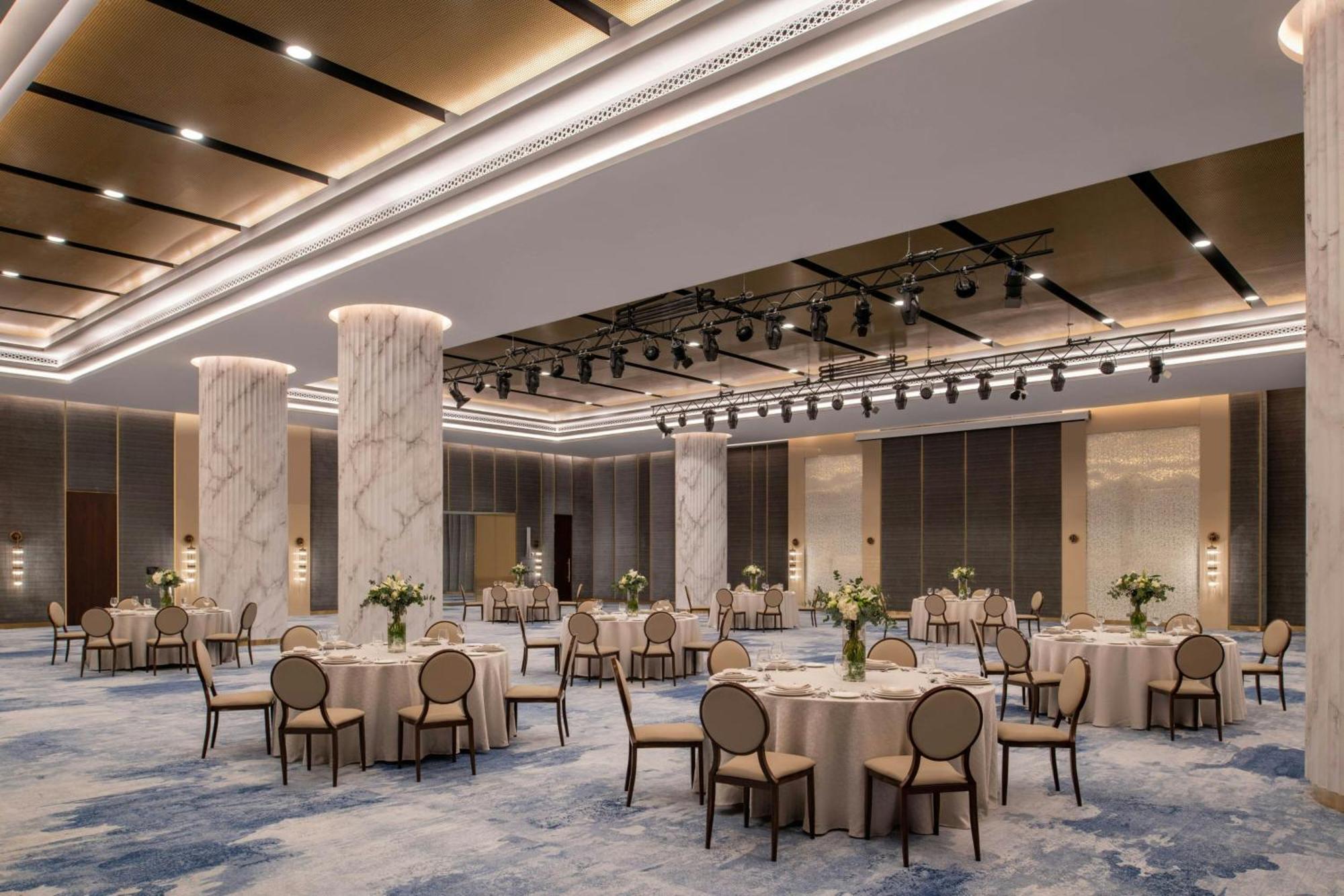 Отель The St. Regis Marsa Arabia Island, The Pearl Qatar Доха Экстерьер фото