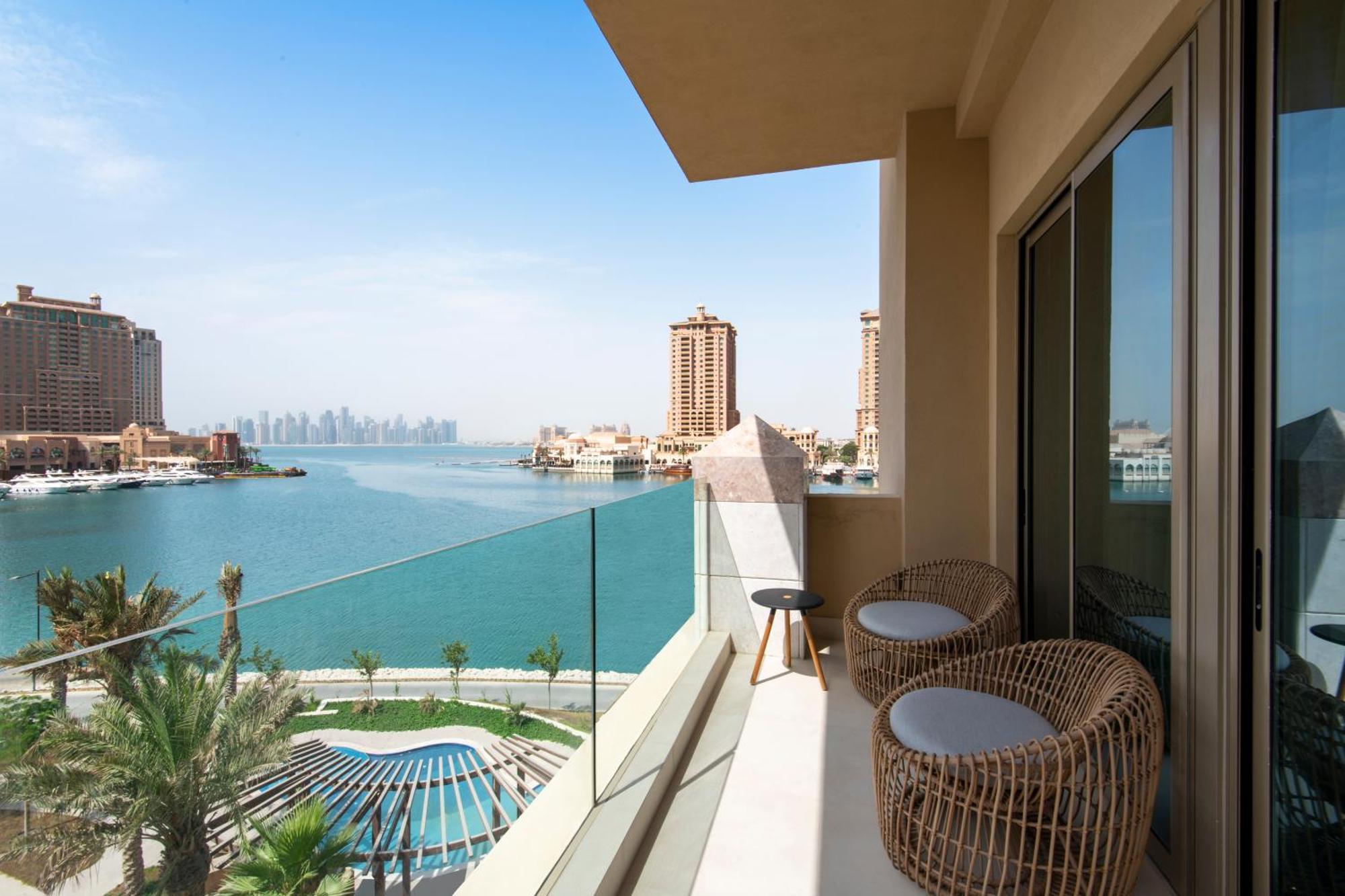 Отель The St. Regis Marsa Arabia Island, The Pearl Qatar Доха Экстерьер фото
